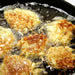 Frying latkes