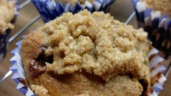 banana crumb muffins