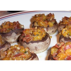 Bacon and Cheddar Stuffed Mushrooms Recipe