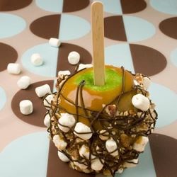 Rocky Road Caramel Apples