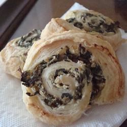 Artichoke and Spinach Swirls Recipe