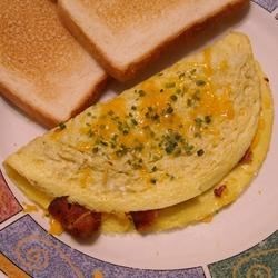 Crispy Bacon and Sweet Onion Omelet