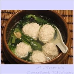 He Jia Tuan Yuan (Tofu Ball Soup for Lunar Chinese New Year)