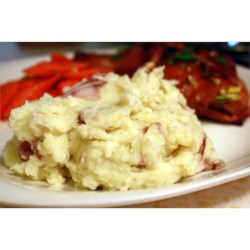 Red Mashed Potatoes With Skin On With Sour Cream