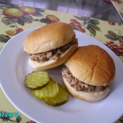 Slider-Style Mini Burgers 