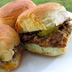 Slider-Style Mini Burgers 