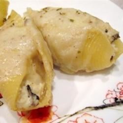 Chicken-Stuffed Shells with Sherry Sauce