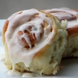 Soft, Moist and Gooey Cinnamon Buns