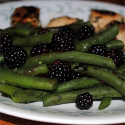 Fresh Oregano and Blackberry Green Beans