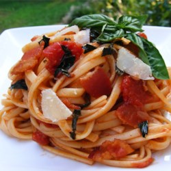 Peppered Bacon and Tomato Linguine