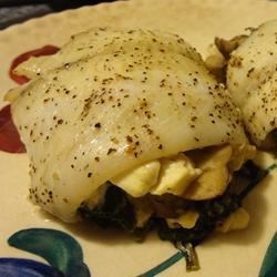Spinach-Stuffed Flounder with Mushrooms and Feta
