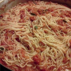 Spaghetti with Garlic, Herbs, and Tomatoes