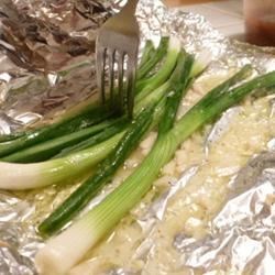 Steam-Grilled Green Onions