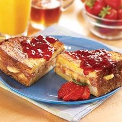 Peanut Butter, Berry & Banana Stuffed French Toast