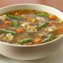 What are the ingredients in turkey soup recipes?