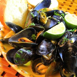 Thai Steamed Mussels