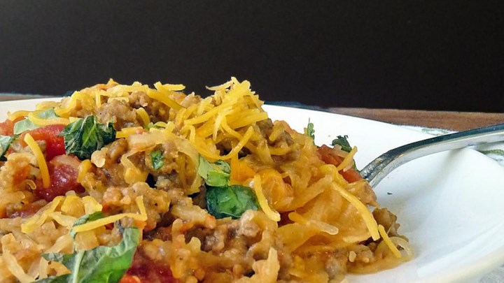 Baked Spaghetti Squash with Beef and Veggies