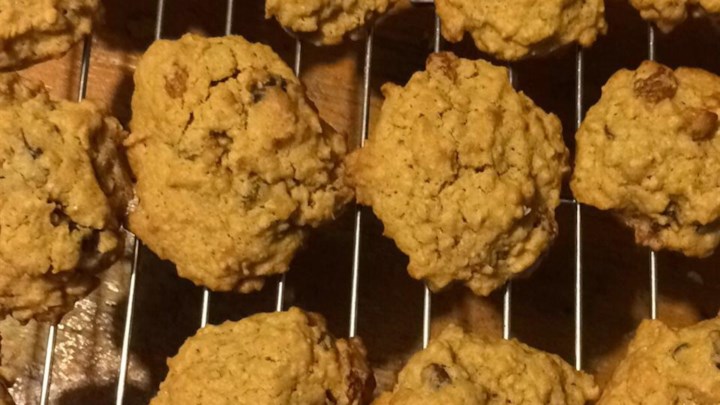 Oatmeal Molasses Cookies Recipe