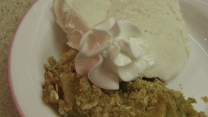 Easy Apple Crisp with Honey Recipe - Allrecipes.com