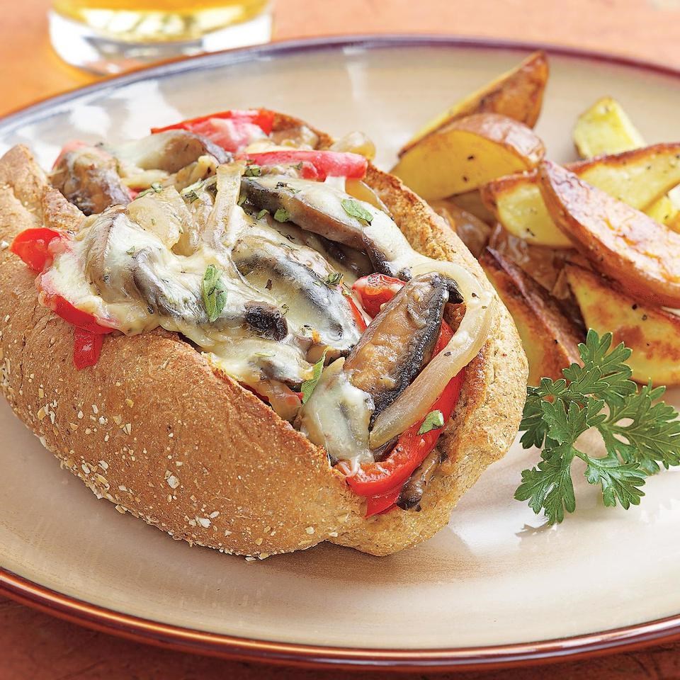 19 Vegan Philly Cheesesteak Sandwich Recipes Gloriously Vegan The Home Of Noochy Licious 