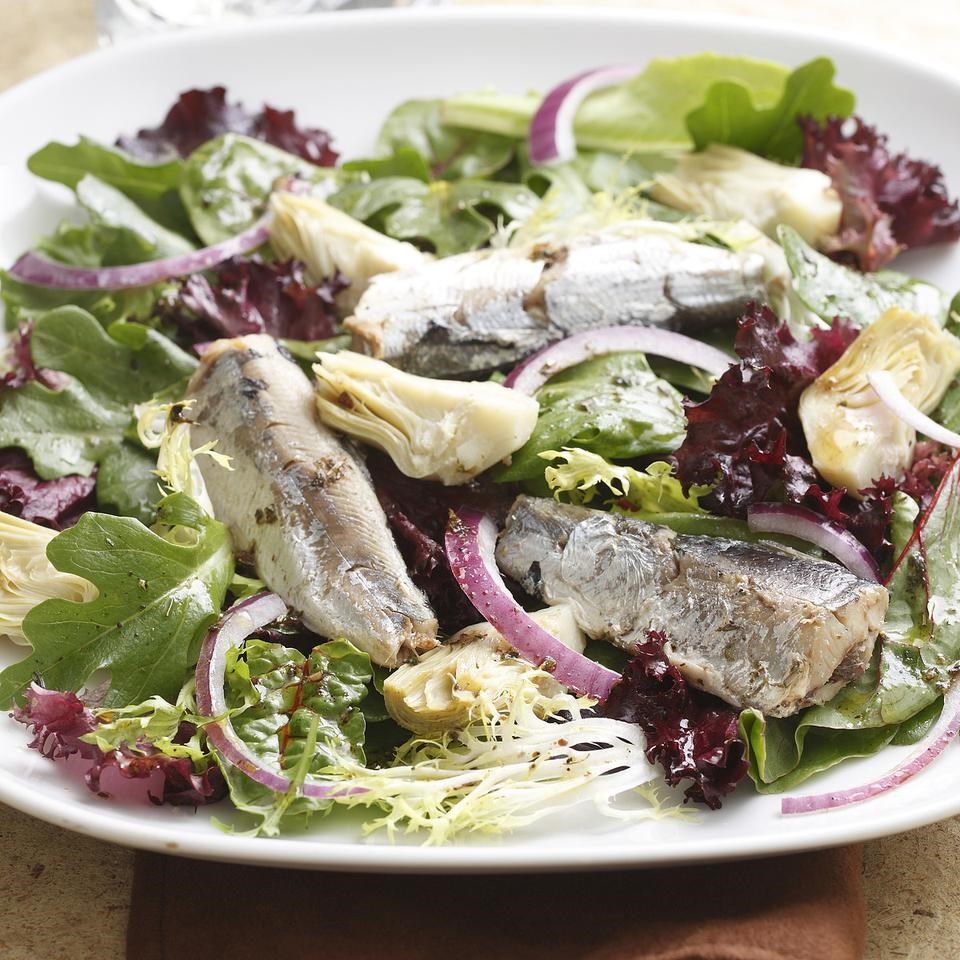 Smoky Artichoke-Sardine Salad Recipe - EatingWell