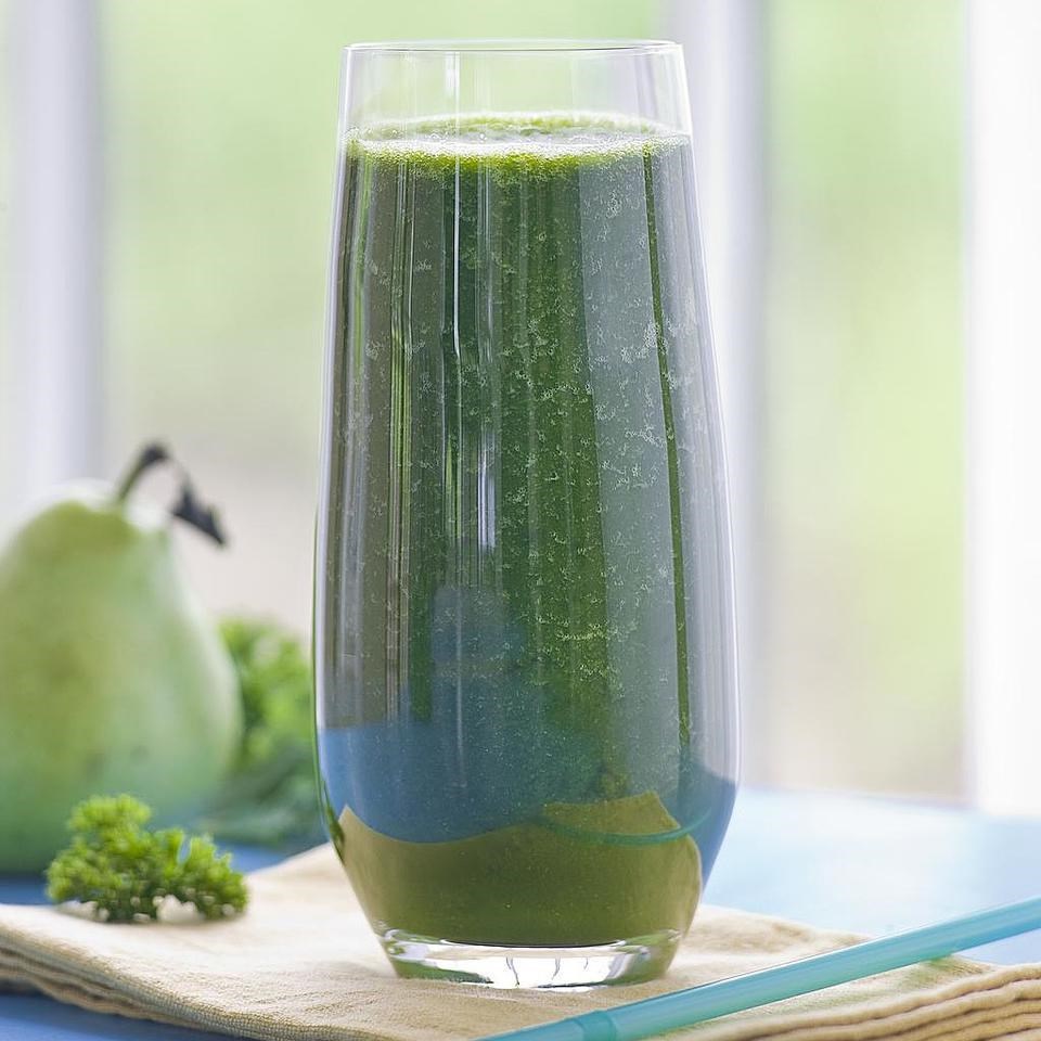 green juice in bottle