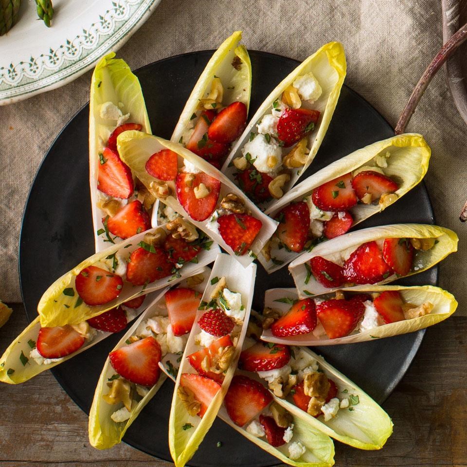 Endive with Goat Cheese, Strawberries & Walnuts