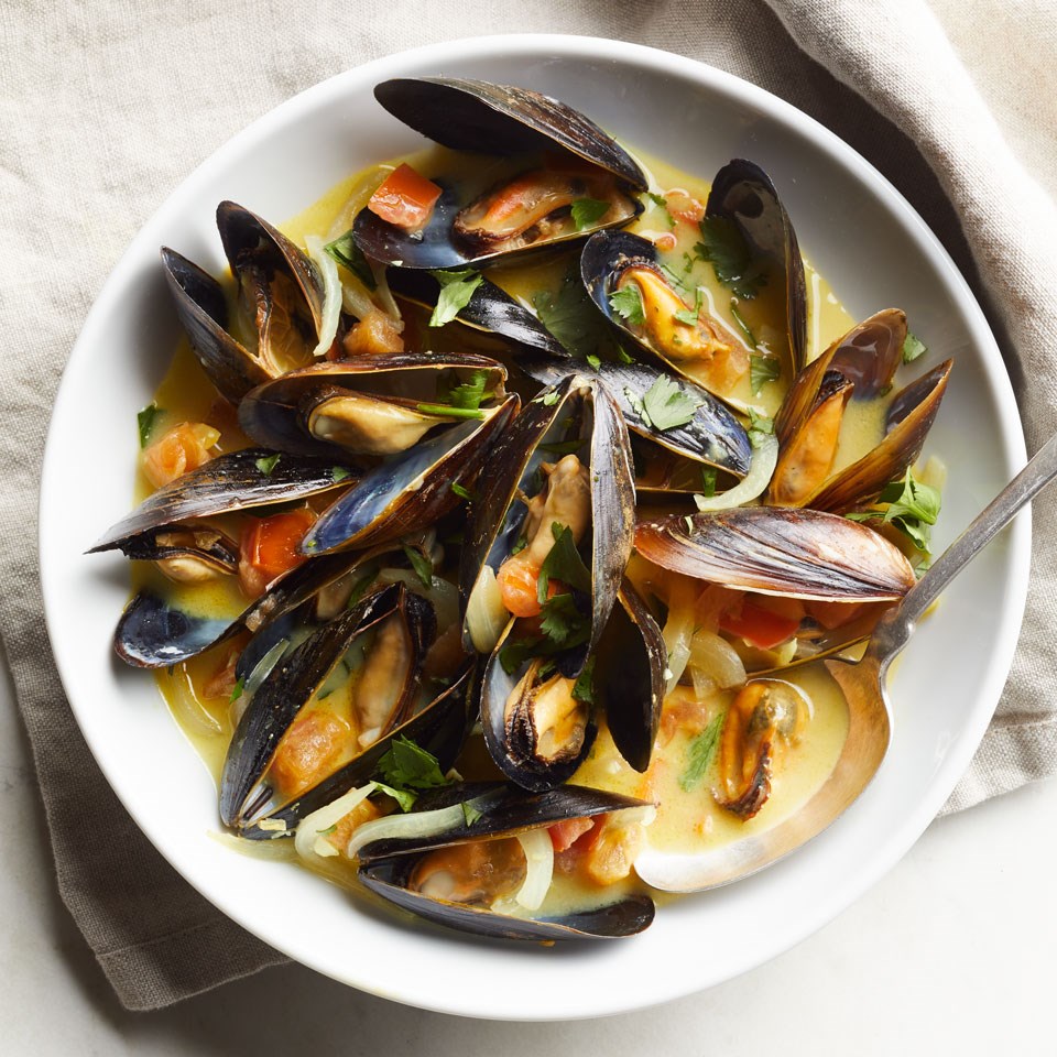 Coconut-Curry Mussels Recipe - EatingWell