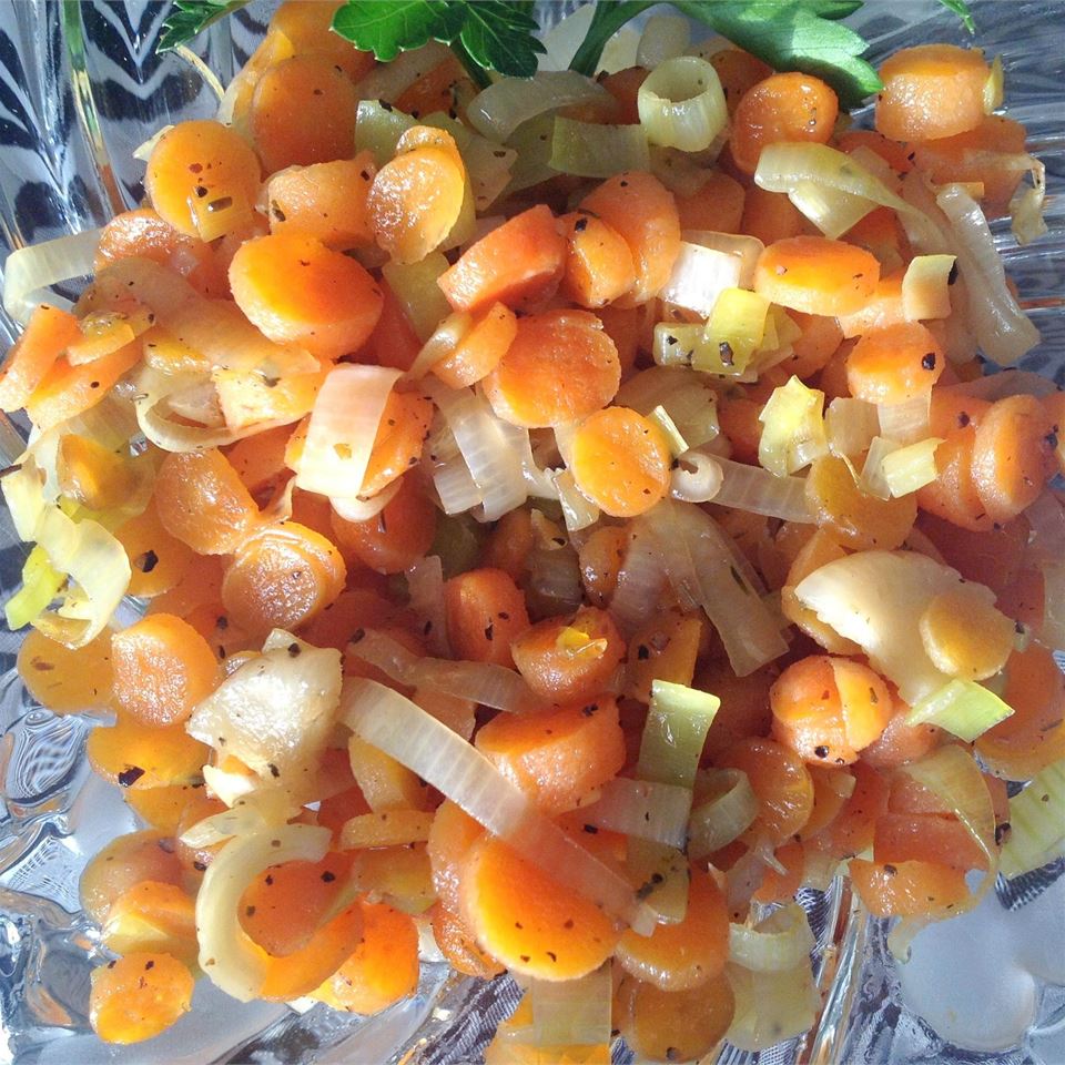 Sauteed Carrots and Leeks_image