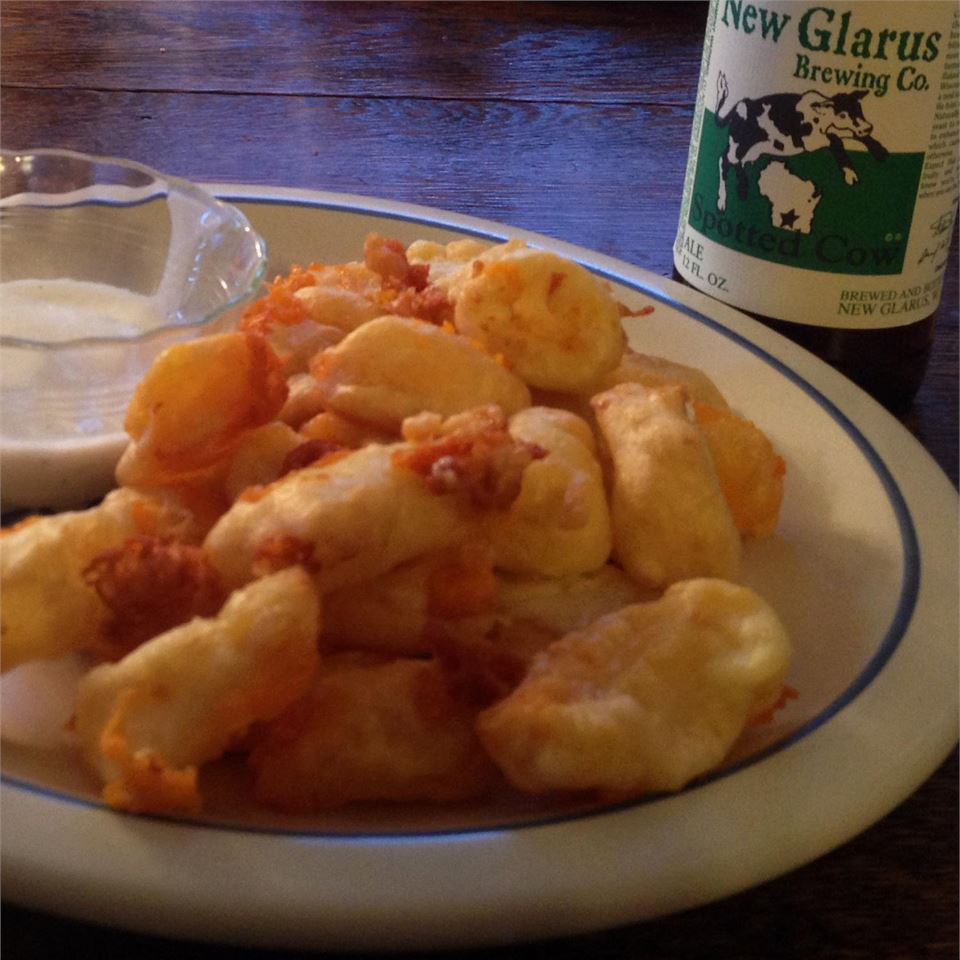Real Wisconsin Fried Cheese Curds_image