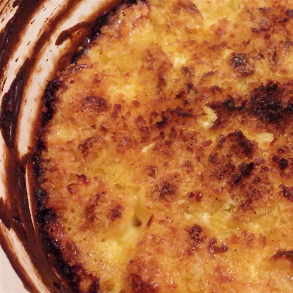 Dutch Oven Macaroni and Cheese_image