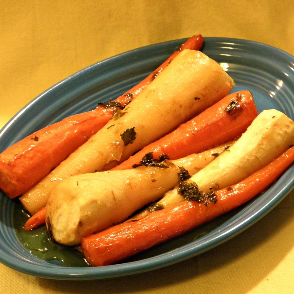 DSF's Honey Roasted Carrots And Parsnips image