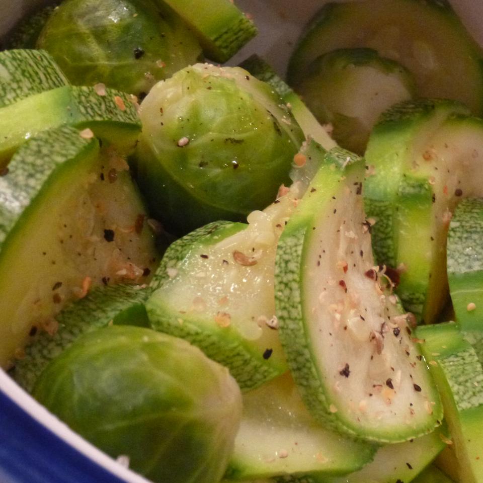 Steamed Zucchini_image