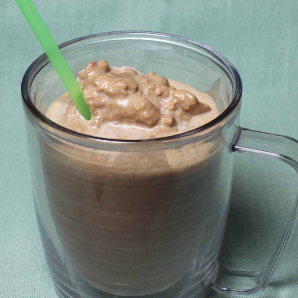 LowCarb Chocolate Peanut Butter Smoothie Recipe