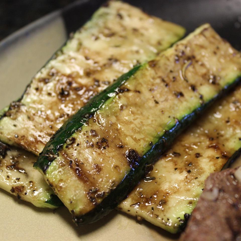 Balsamic Grilled Zucchini_image