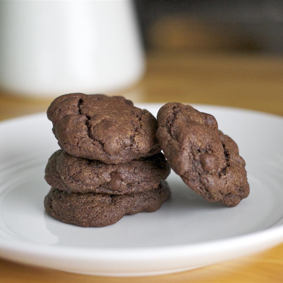 The Best Double Chocolate Chip Cookie_image