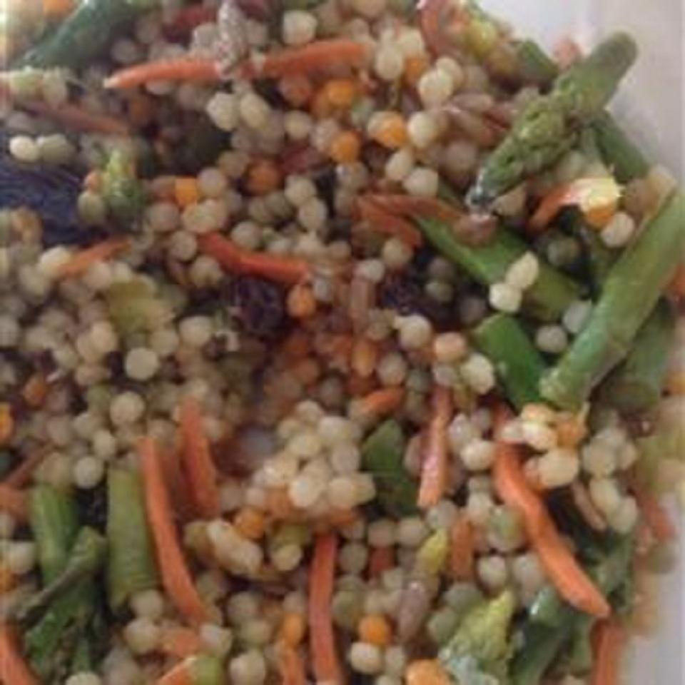 Curried Couscous with Asparagus and Bleu Cheese_image