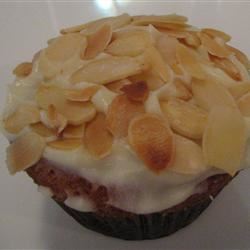 White Chocolate Sour Cream Frosting_image