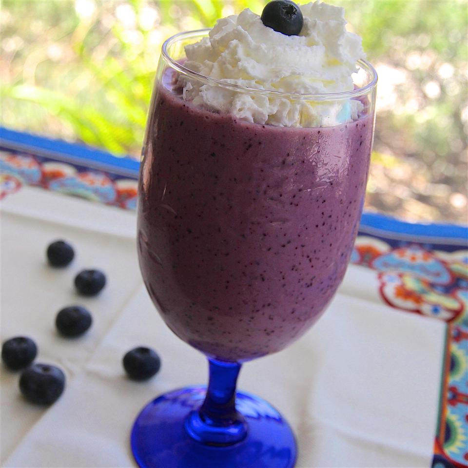 4 of 4. Heart Healthy Blueberry Smoothie. 
