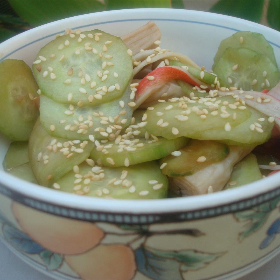 Sunomono (Japanese Cucumber and Seafood Salad)_image