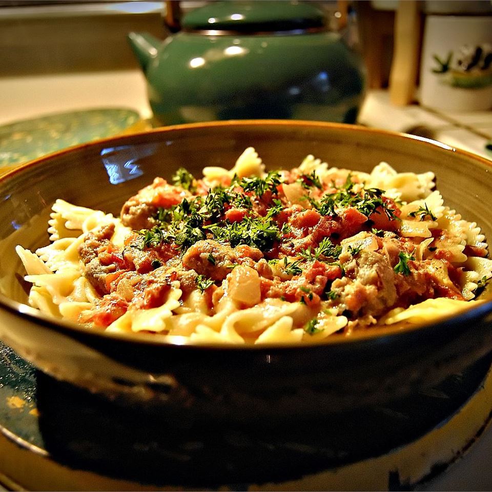 Bow Ties with Sausage, Tomatoes and Cream image