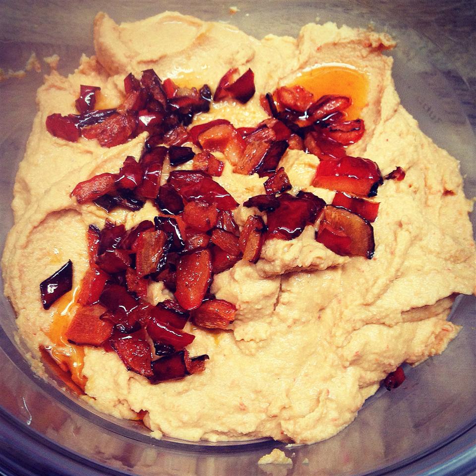 Awesome Red Pepper Hummus Dip_image