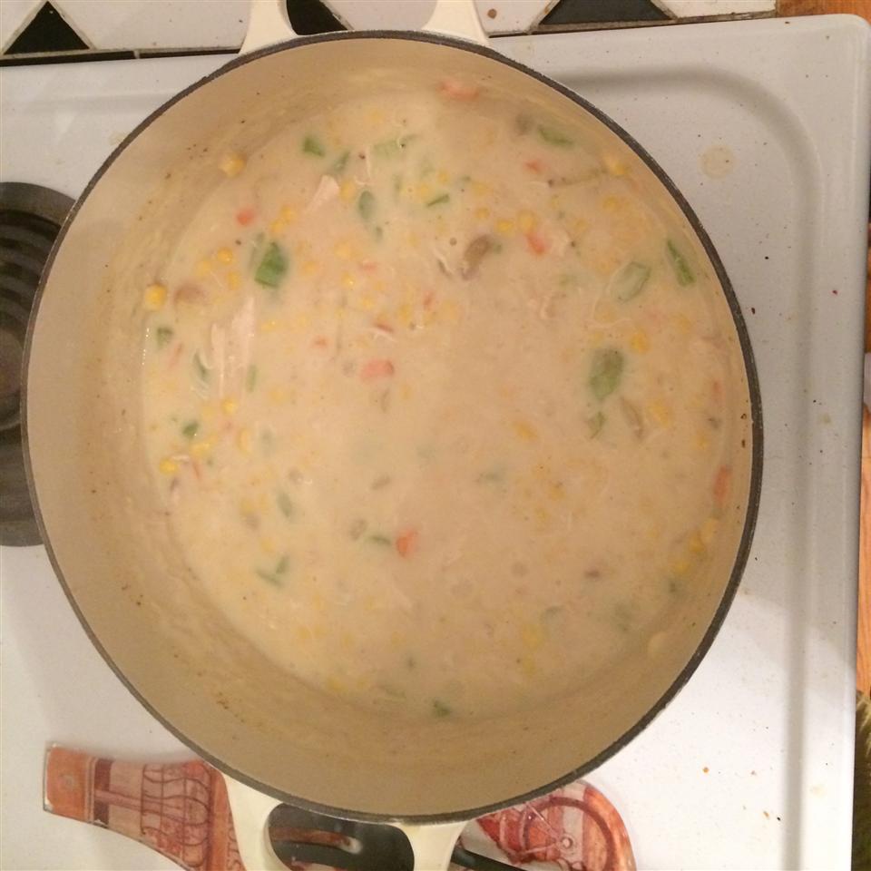 Easy Chicken and Corn Chowder Recipe