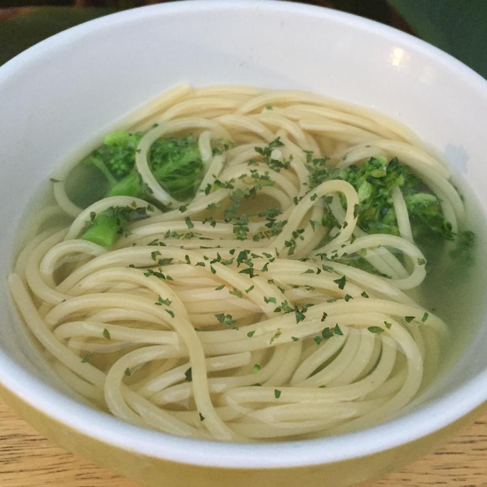 Broccoli Spaghetti Soup image