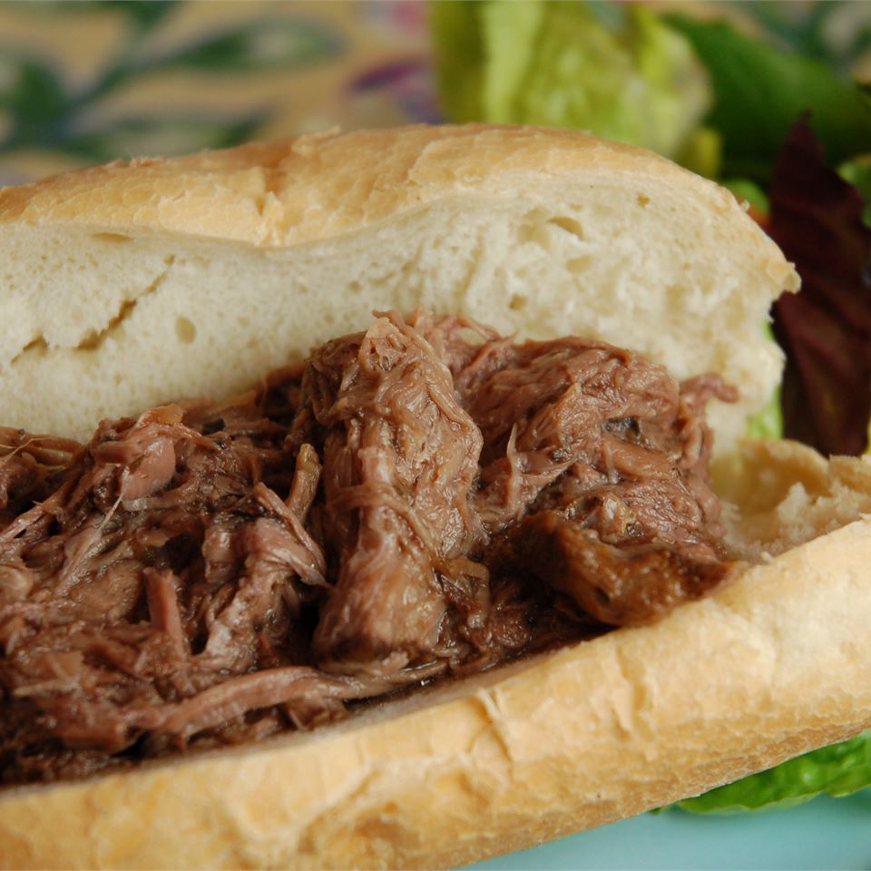 Slow Cooker Italian Beef for Sandwiches_image