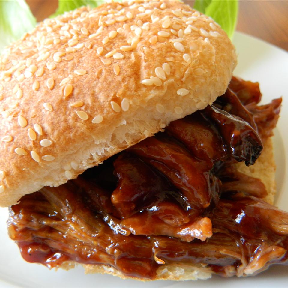Easy, Two-Ingredient Pulled Pork_image