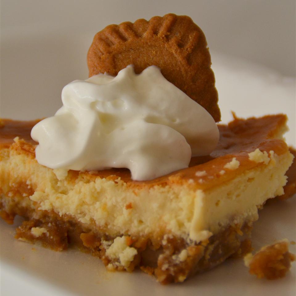 Cheesecake with Biscoff® Crust image