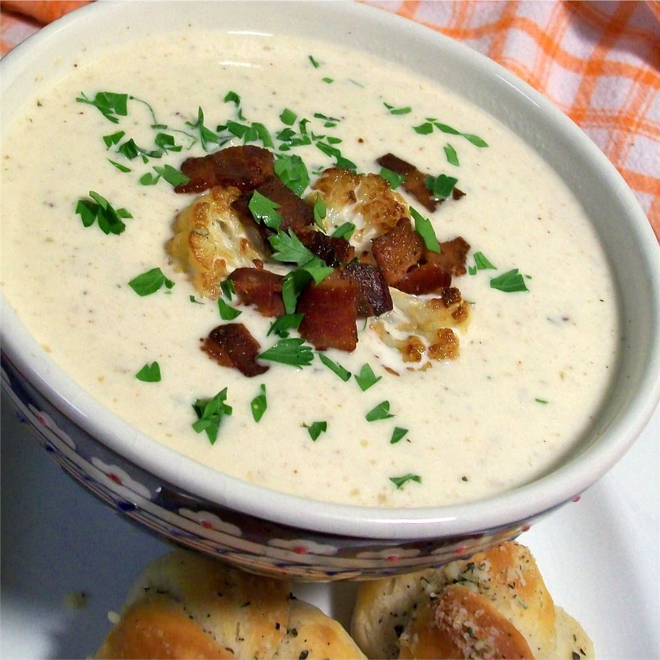 Fabulous Roasted Cauliflower Soup_image