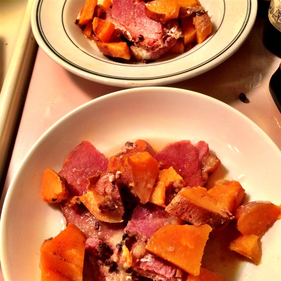 Quick and Easy Ham with Sweet Potatoes_image