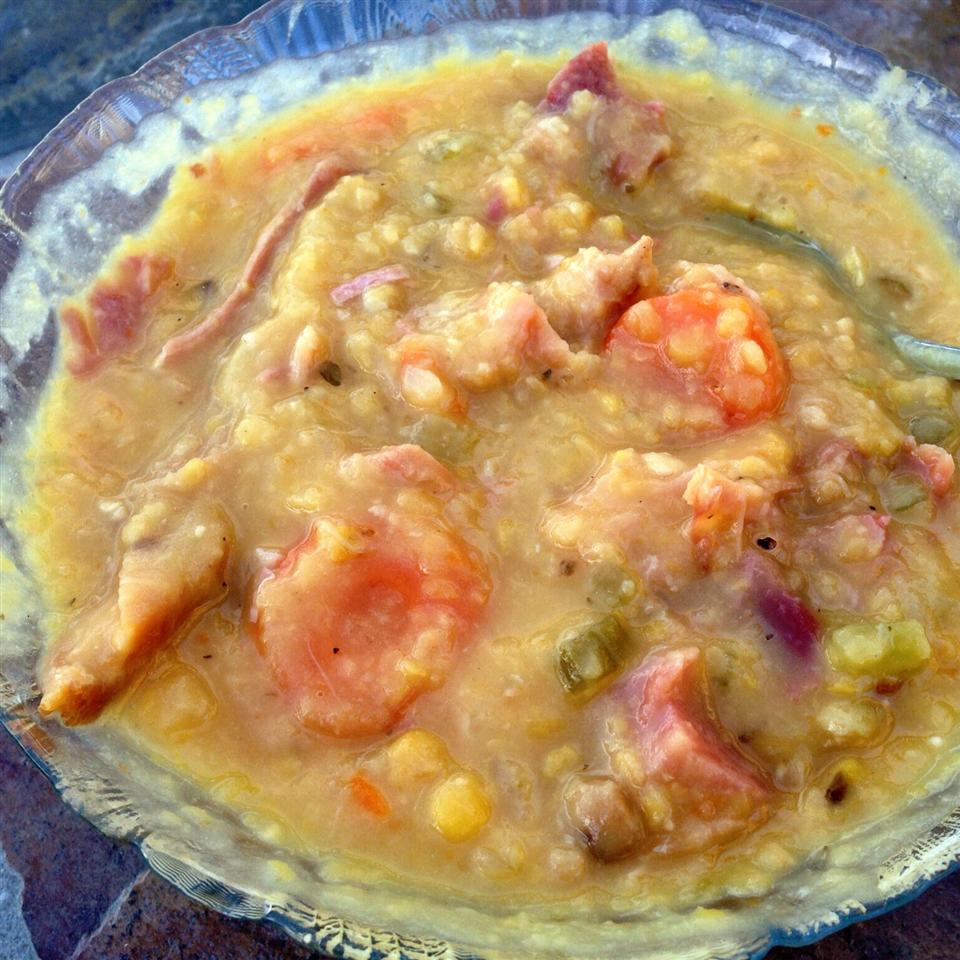 Canadian Yellow Split Pea Soup with Ham_image